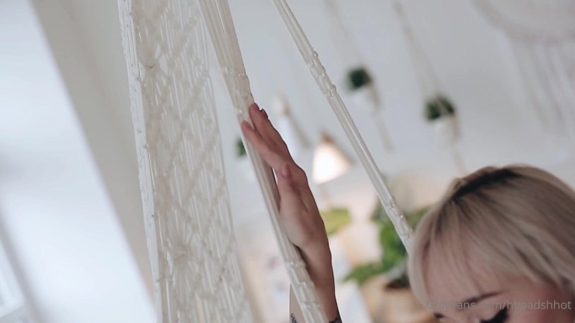 Suspending chair Macrame