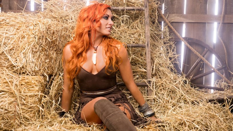 Becky Lynch +18