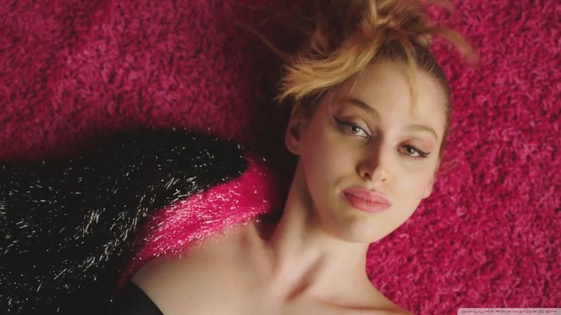 Betta Lemme Bambola photo shoot