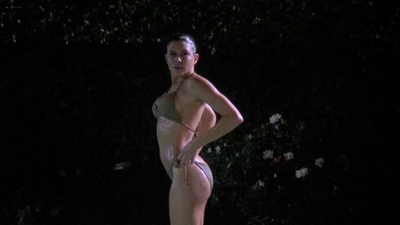 Kari Wuhrer Anaconda 1997 naked