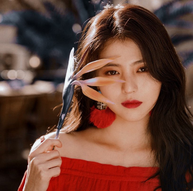 Kan Hyo Jeon in a swimsuit