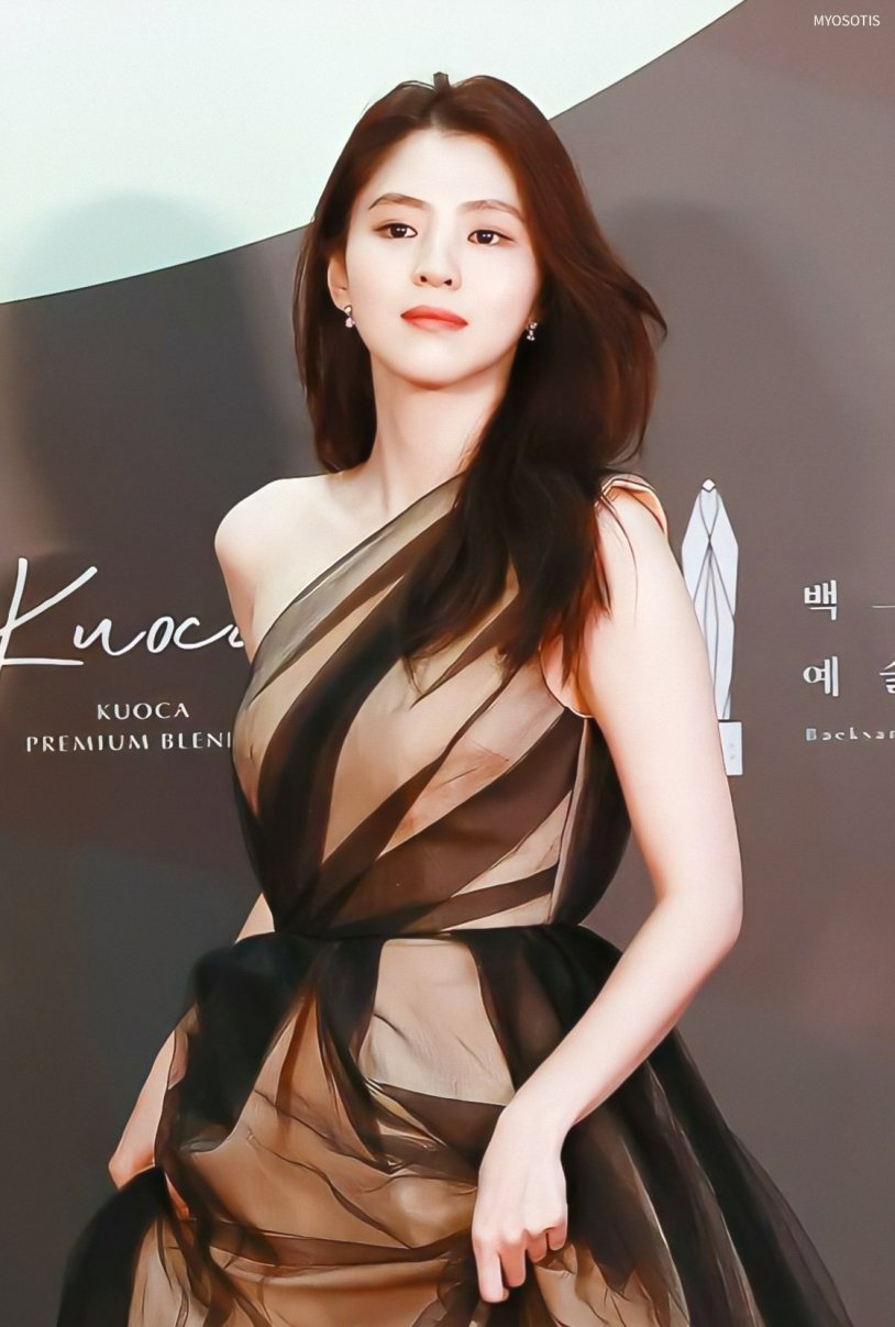 Khan with Hi Redebut