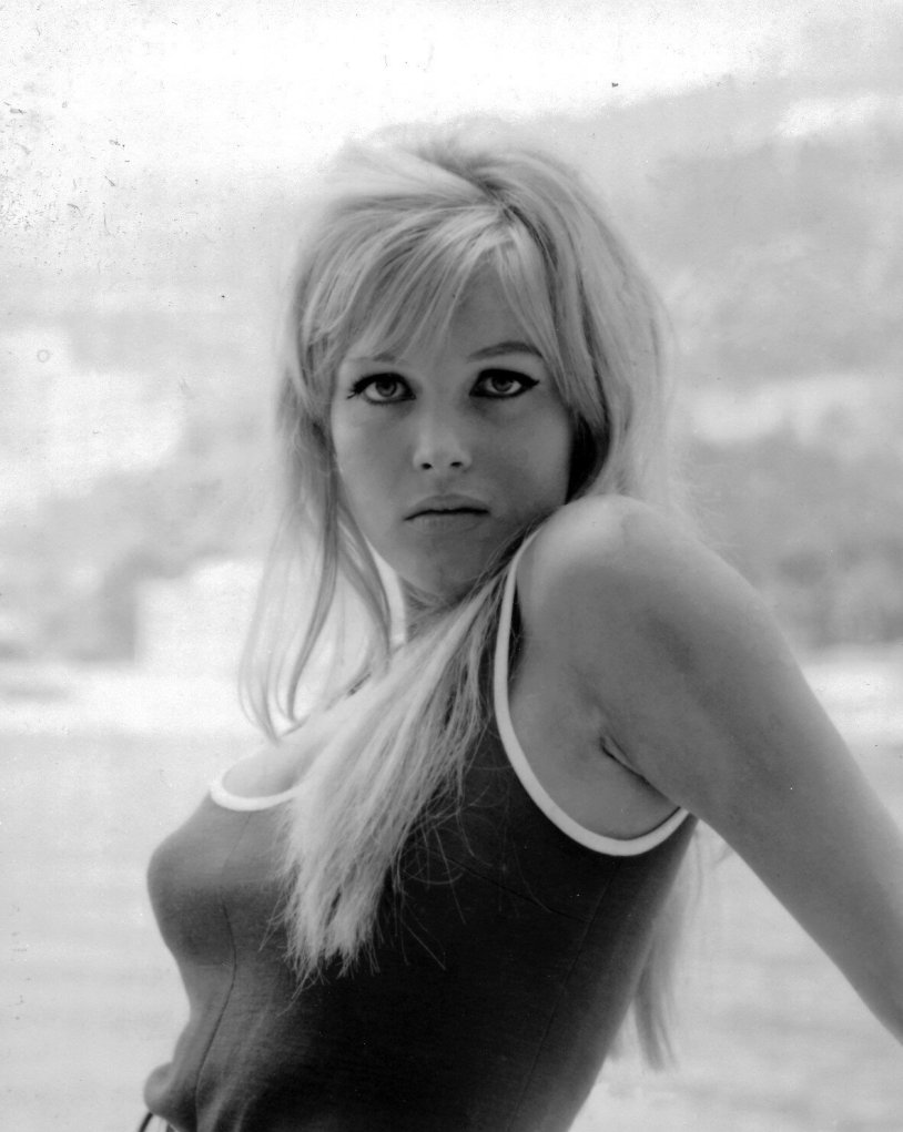 Brigitte Ann-Maro Bardo Legs