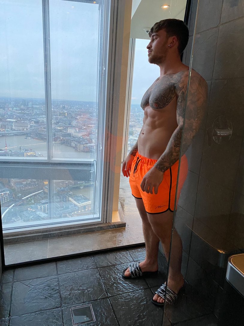 Chris Hatton Hatt 17