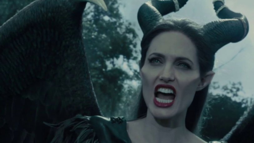 Angelina Jolie Malefisent with wings
