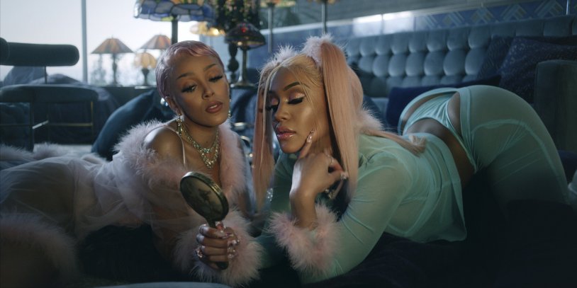 Saweetie feat doja cat best friend