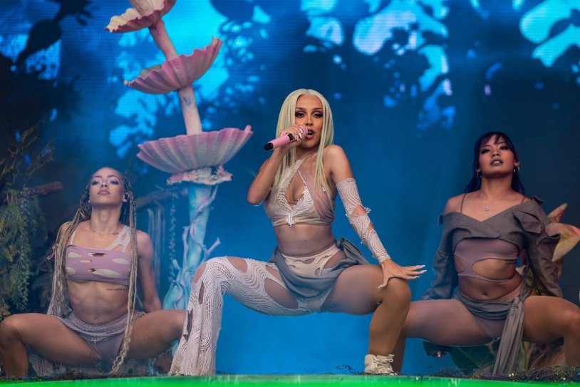 Grimes of the Party Kat