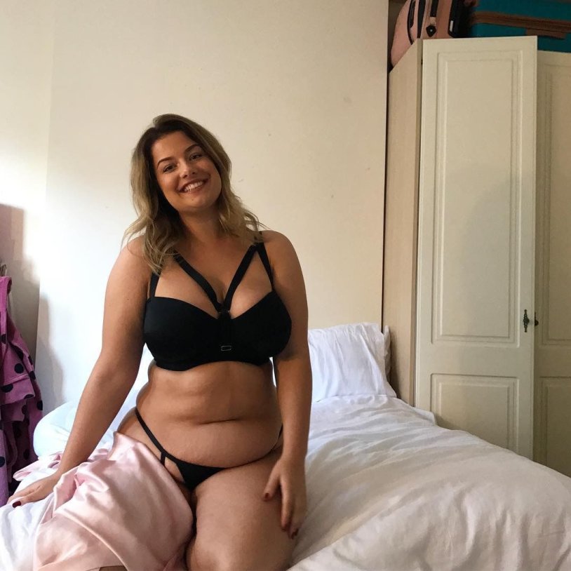 Svetlana Kashirova model plus saz