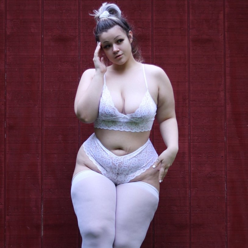 Plump Princess BBV Courtney Mina