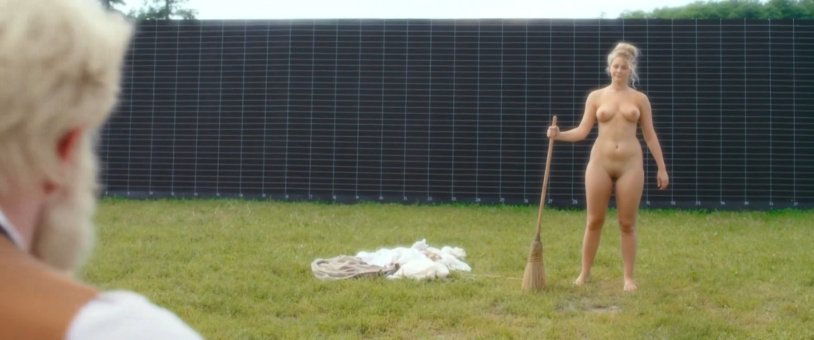 Meisha Lowe, Sara Canning, Jodi Balfour Nude