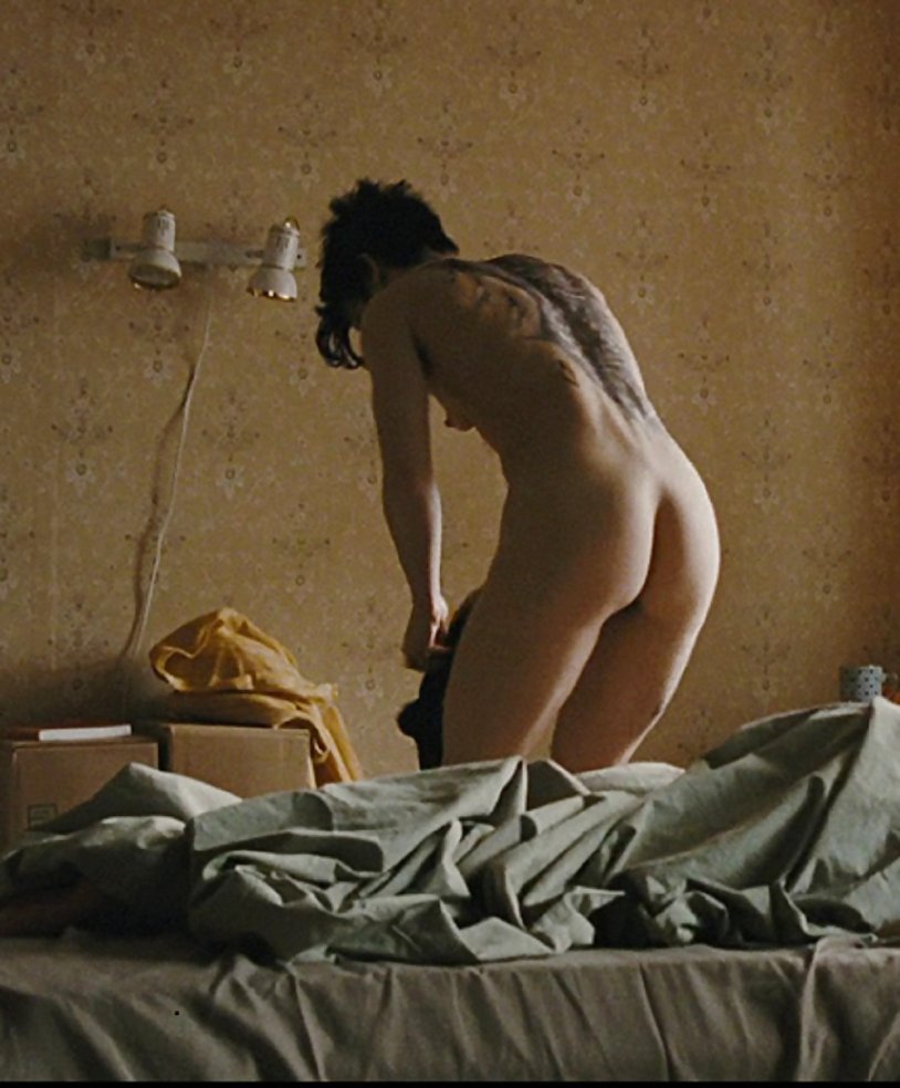 Numi Rasas in underwear