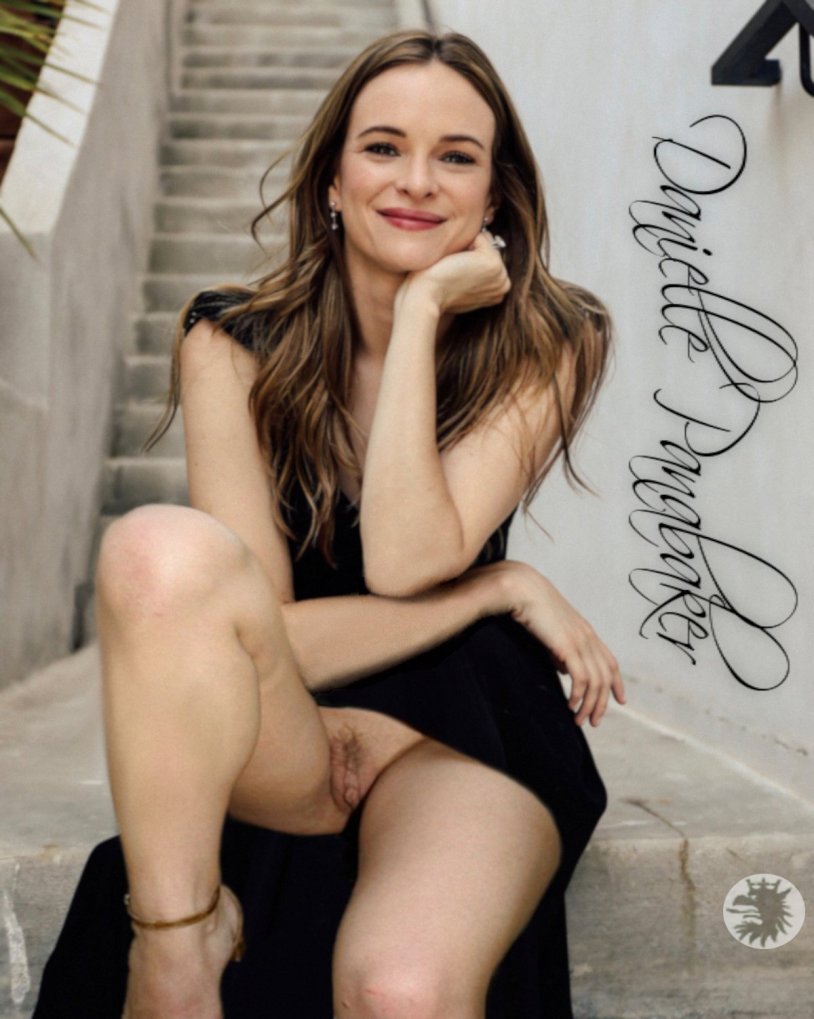 Daniel Panabaker naked