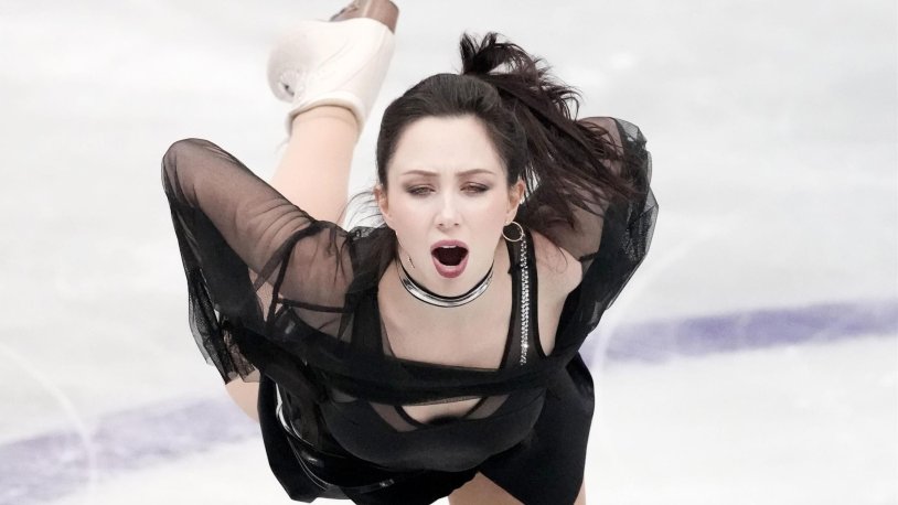 Elizaveta Tuktamysheva in underwear