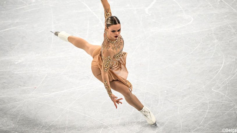 Christina Hendricks in the series Firefly