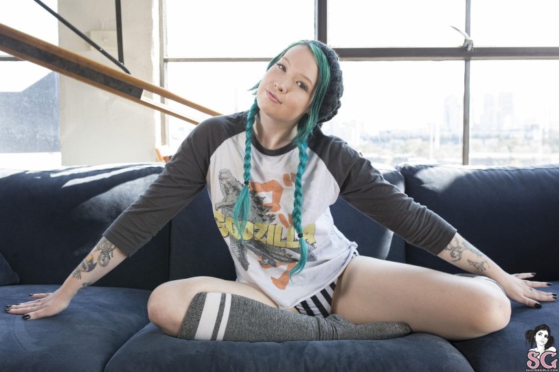 Elizabeth Rosadeeva Suicidegirls