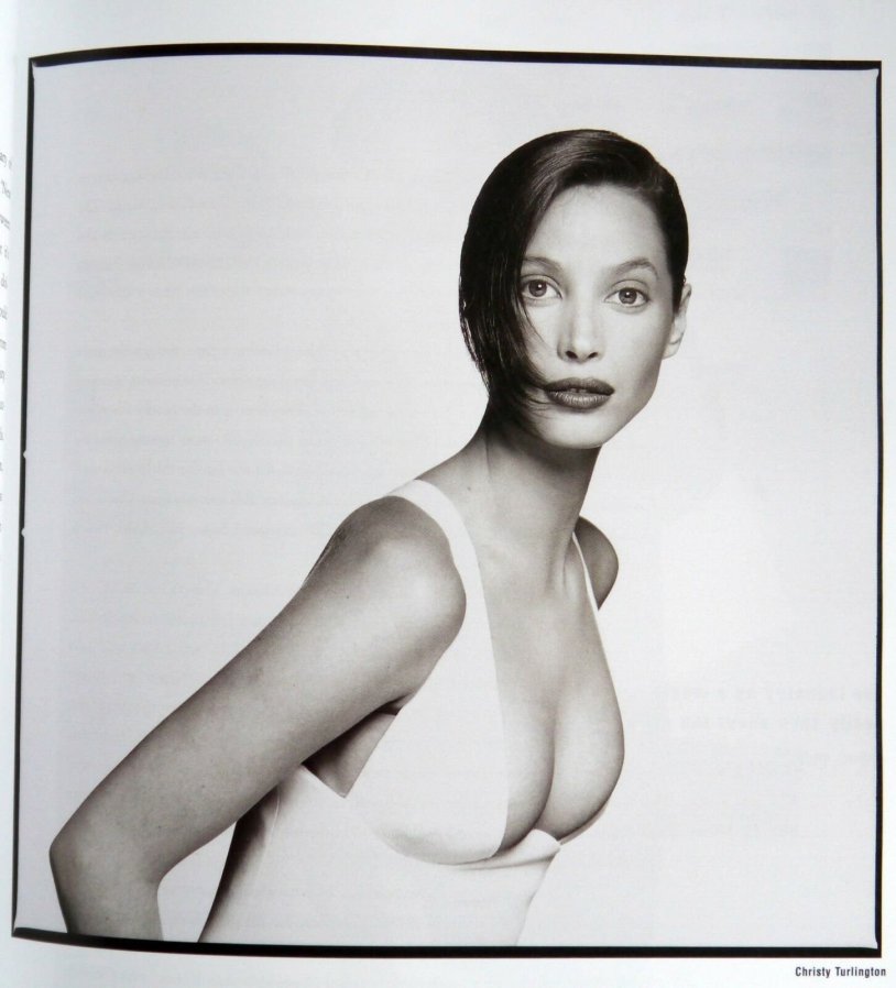 Naomi Campbell Naked, 18+