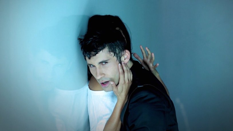 Vera Brezhneva sleeps naked