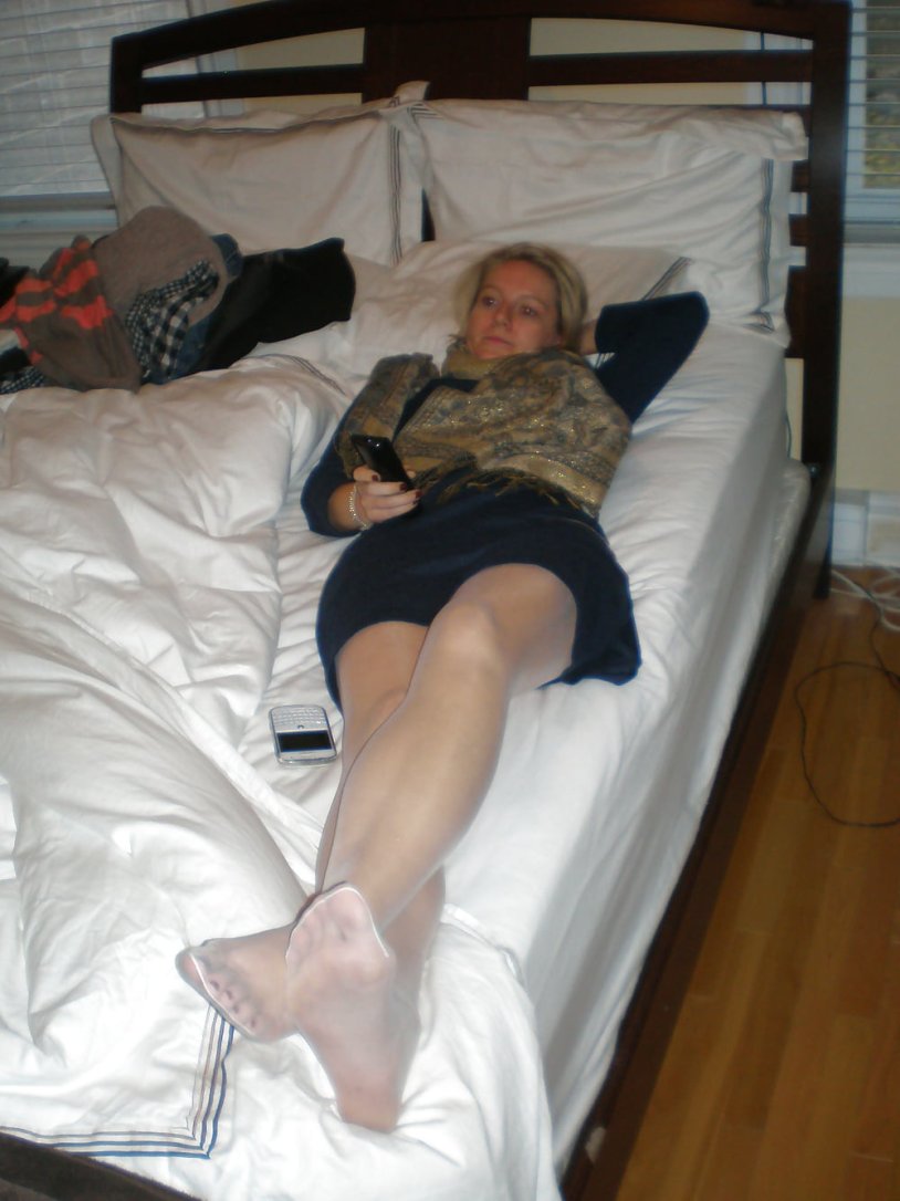 Sleeping naked mature photos