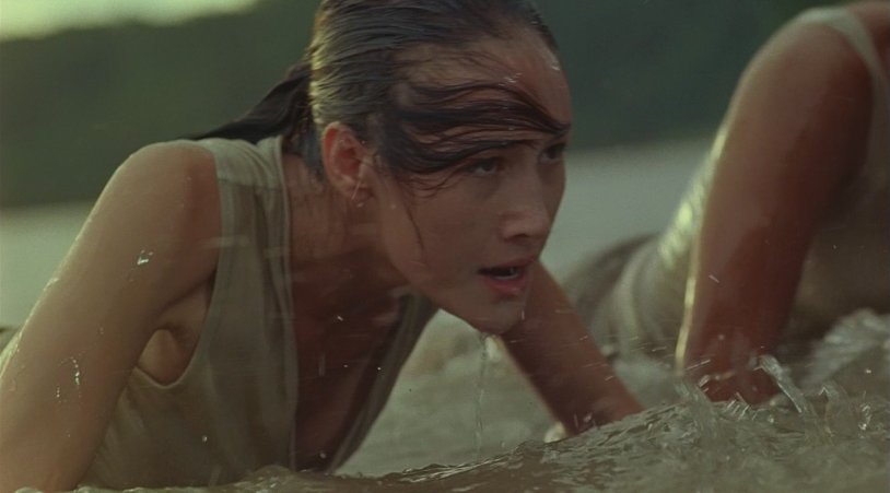 Actress Maggie Kew naked