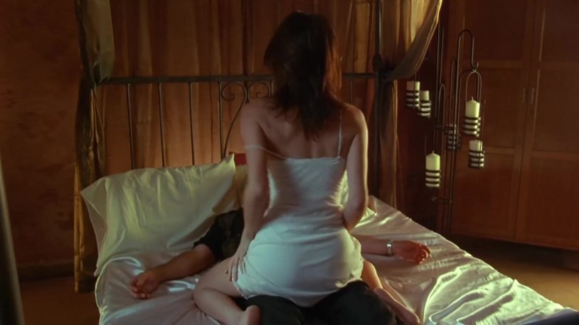 Maggie Gillenhaal Nude 2004