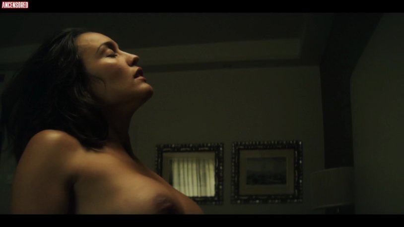 Kelly Hol Secretary Nude