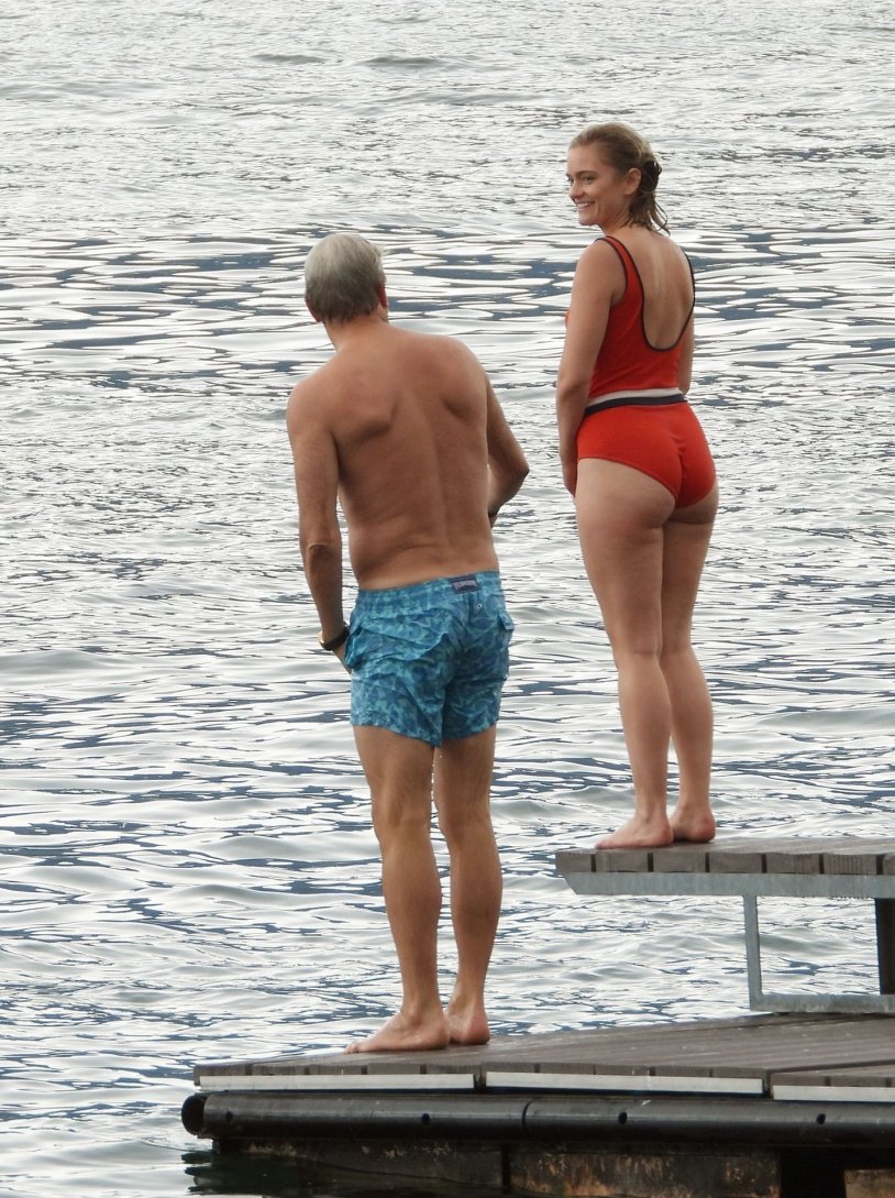 Alici Agneson is hot