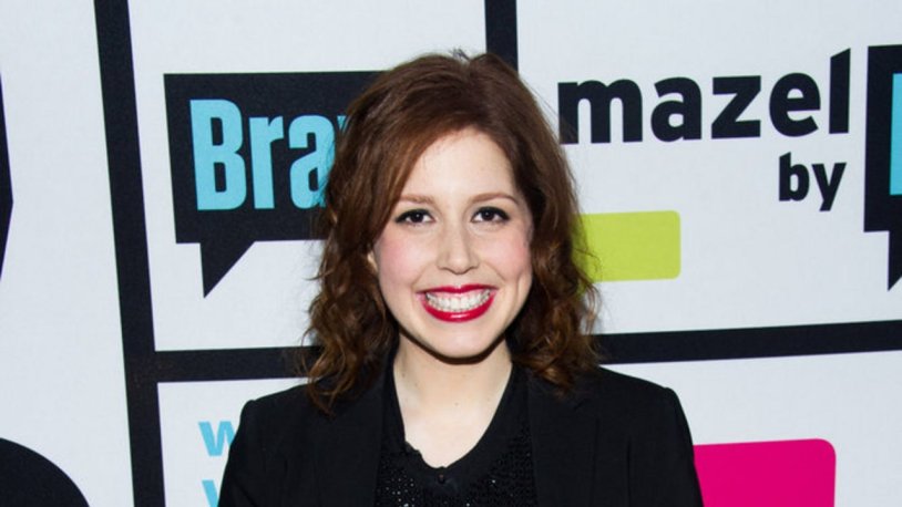 Vanessa Bayer Body