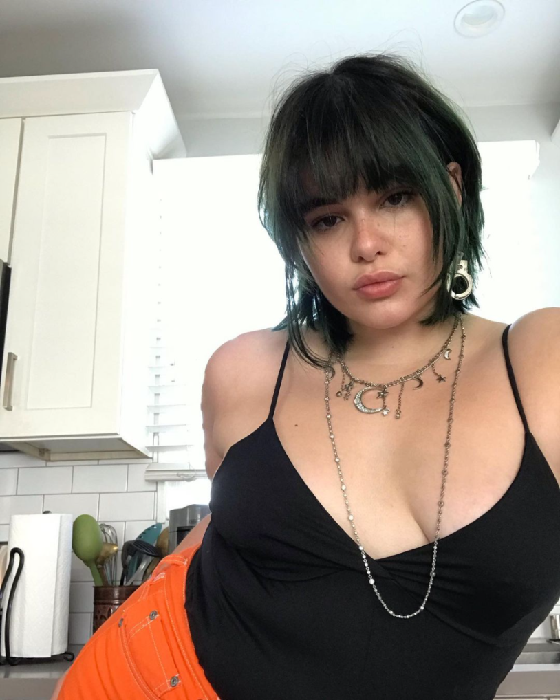 Barbie Ferreira's Guide to Online Dating