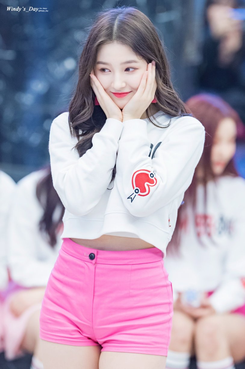 Momoland nancy