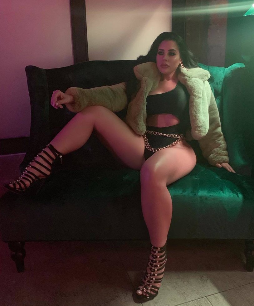 Stefani Asededo Zadrota