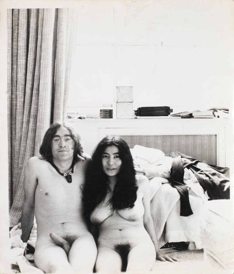 Yoko it and John Lennon Naked