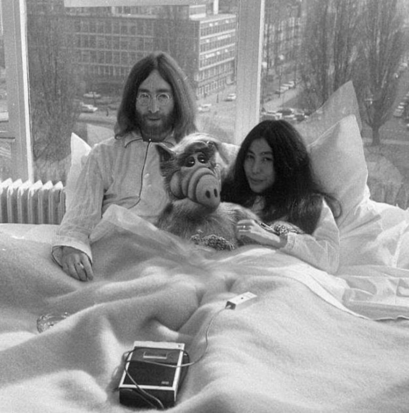 Look at the ass Yoko it