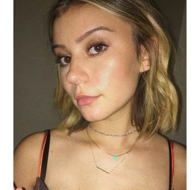 Genevieve Hannelius Naked