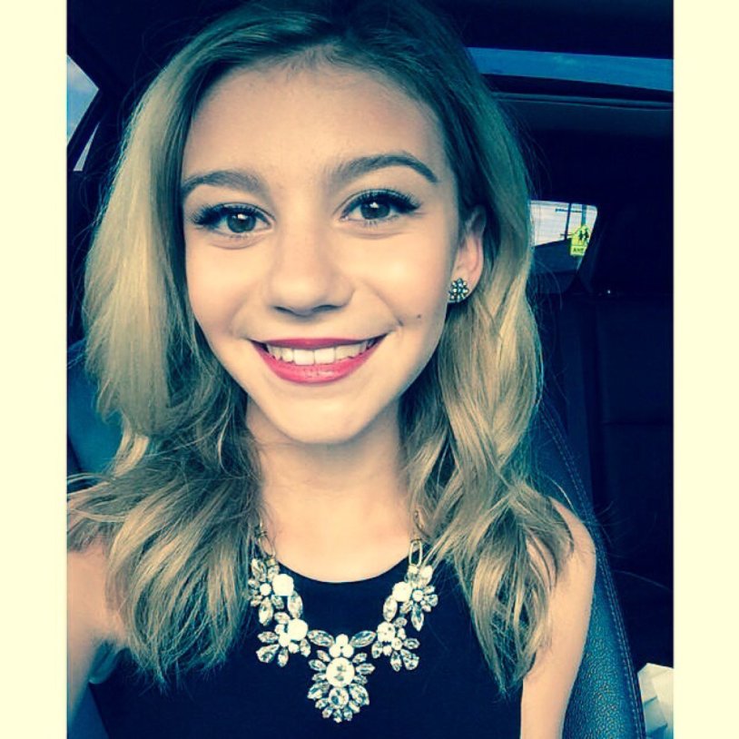 Ji Hannelius and her boyfriend