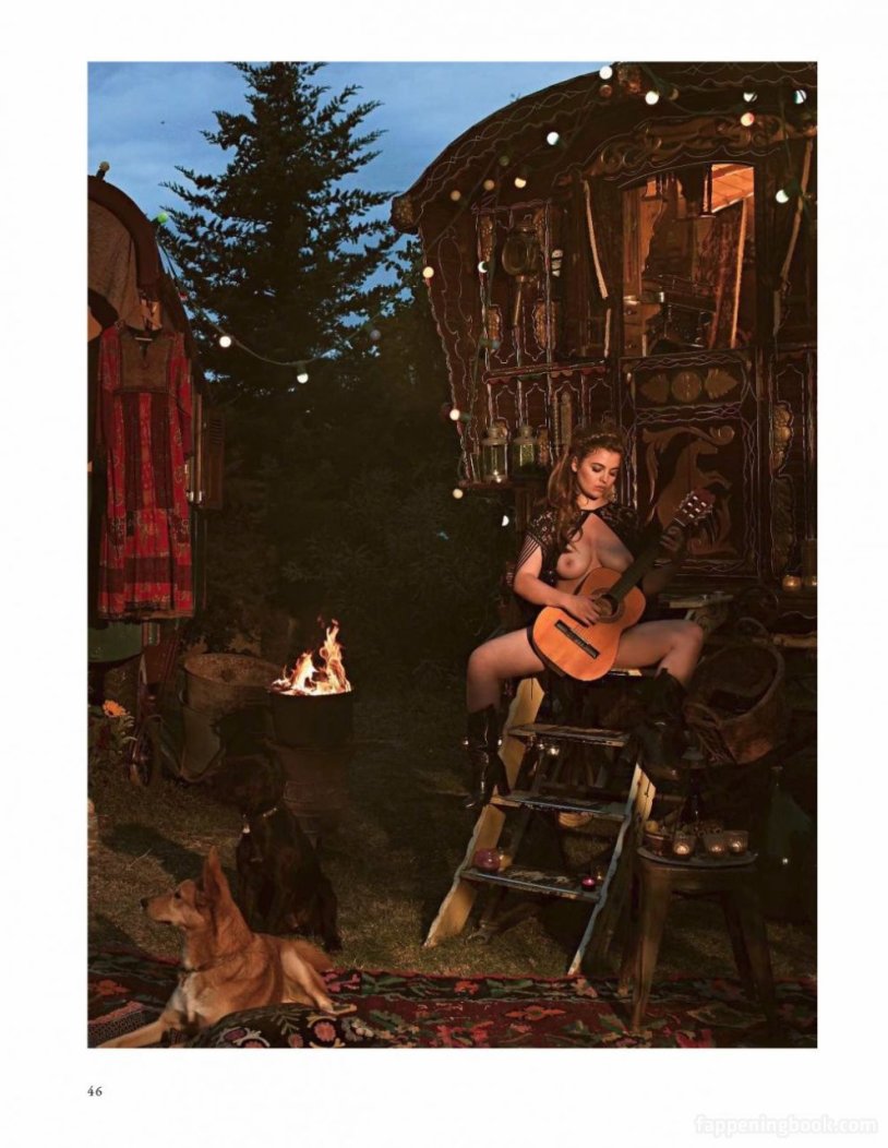 Ronya Forsher is hot