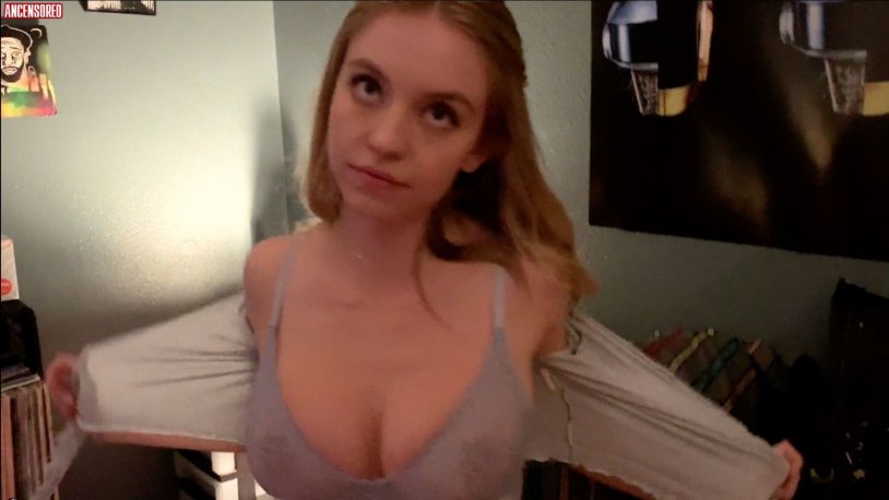 Sidney Suini naked breasts