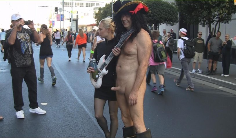 Public Nudity Project: Bay to Breakers Naked without panties