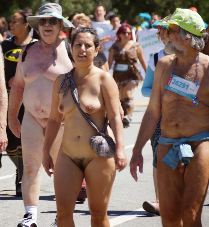 Handwriting of naked women in Spain