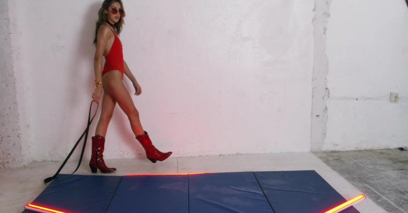 Sistin Rose Stallone Blue Abyss