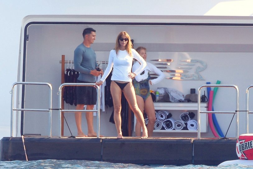 Jennifer Lopez and Affleck on a yacht