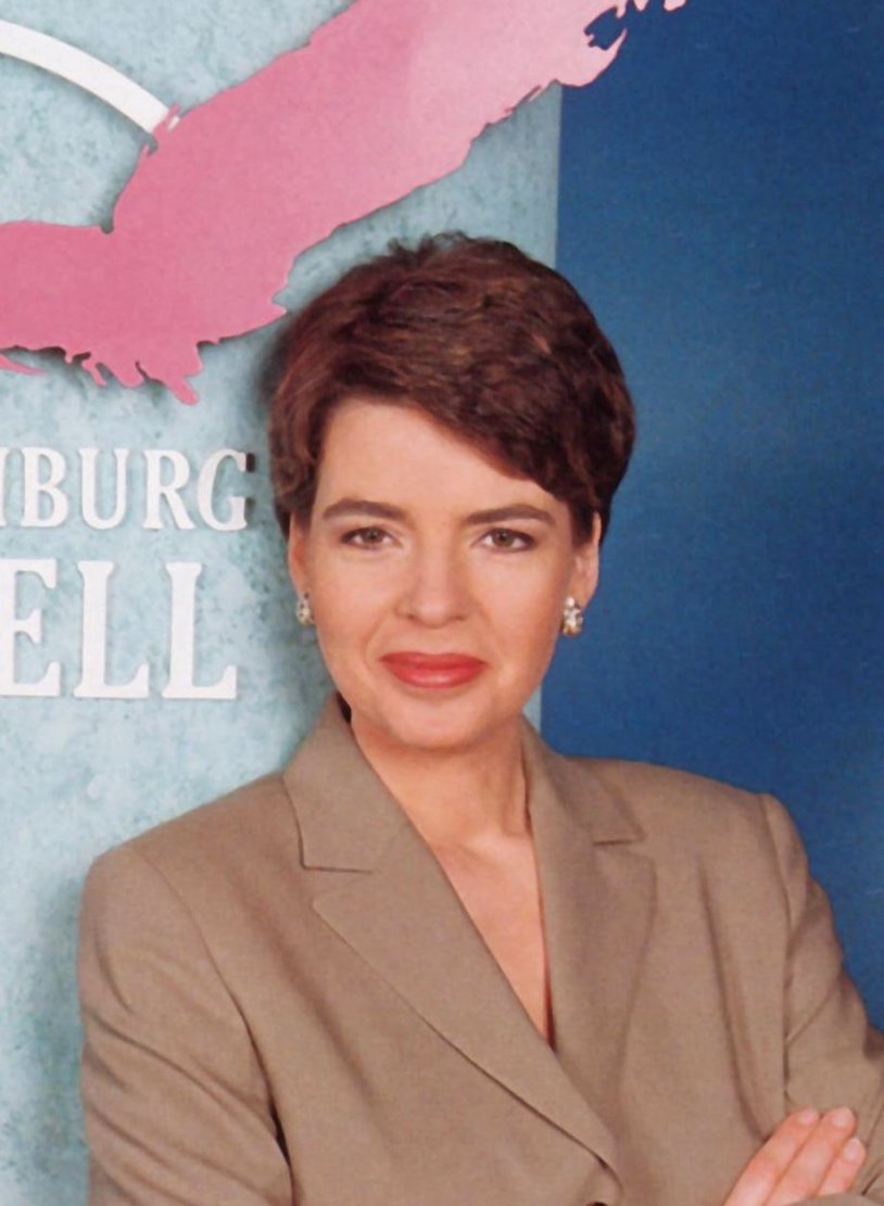 Suzanne Salem Abdulla naked