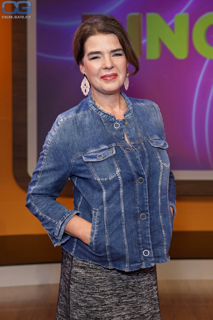 Breakthrough naked in the stadium