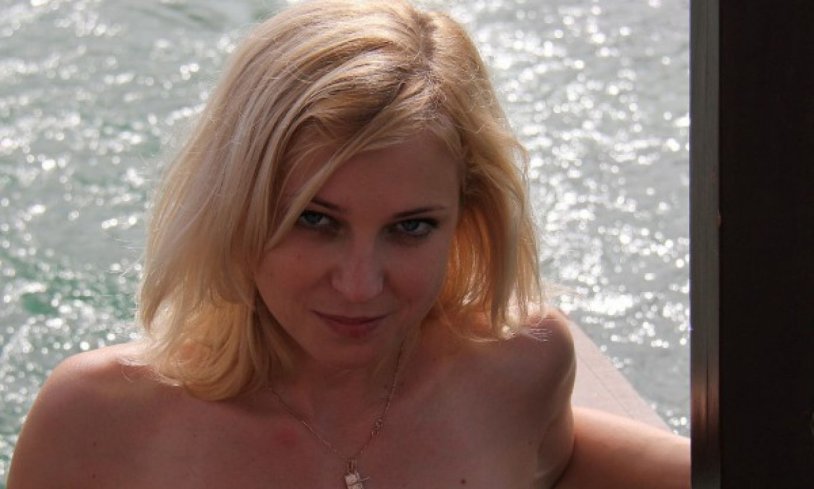 Galina Dubenenko in jeans 2019