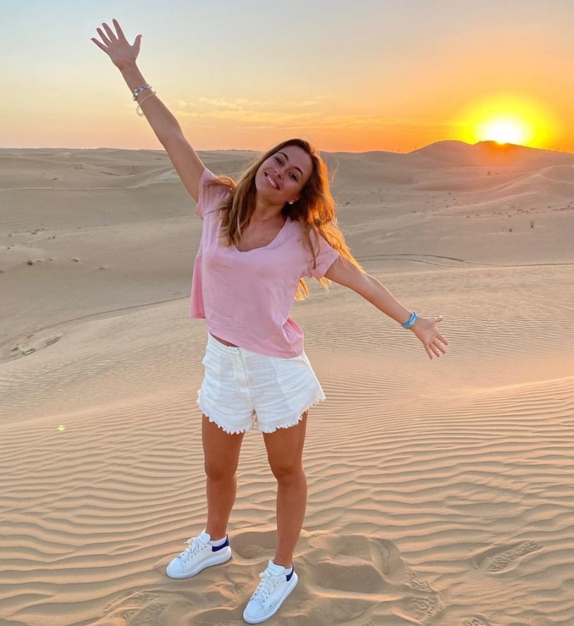 Sofia Flersh in a swimsuit