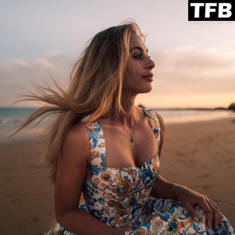 Sofia Flerash in a swimsuit