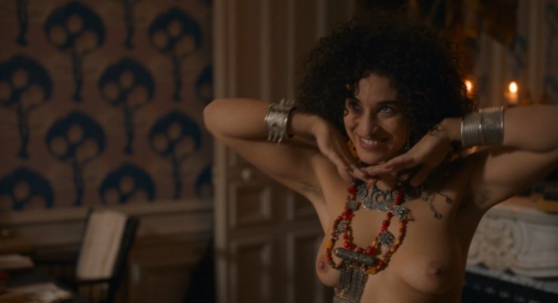 Claire Chust hot photo