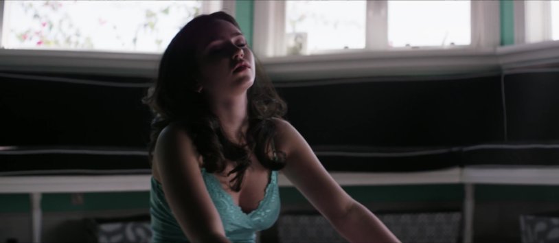 Kristina Ukhrinova Melissa