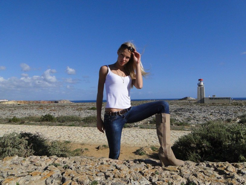 Daria Apakhonchich in a swimsuit