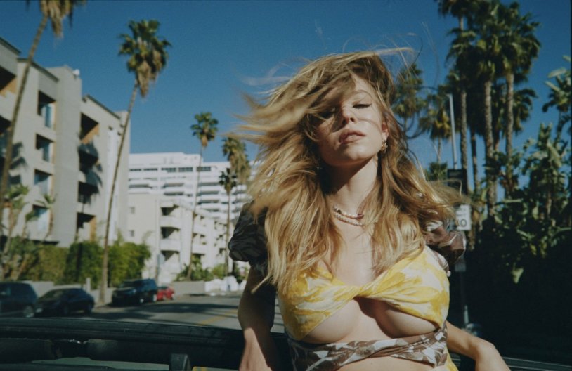 Naked Sidney Suini Naked