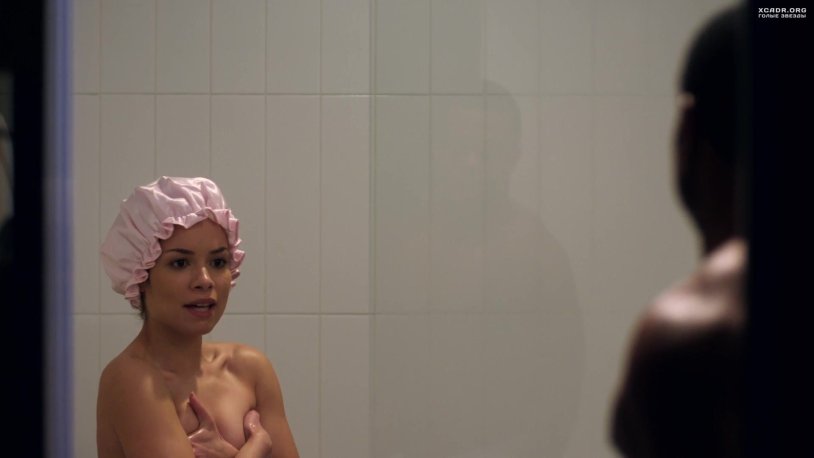 Actress Sidney Suini Naked